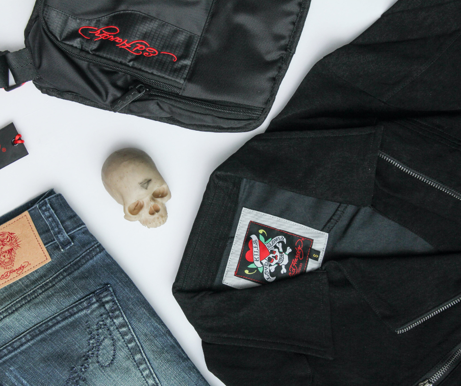 Embrace the Nostalgia: Y2K Fashion Trends Making a Comeback