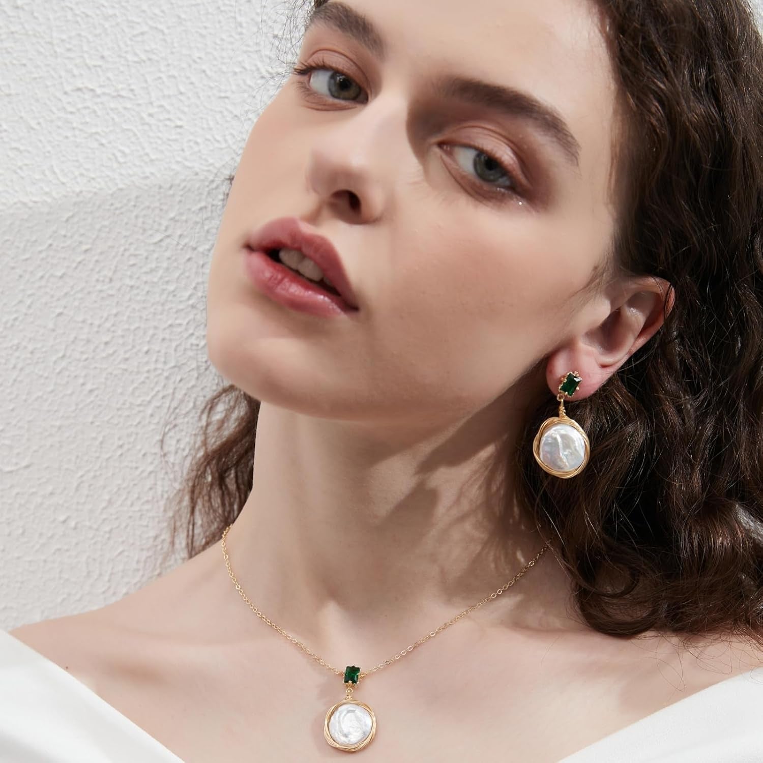 Natural Baroque Freshwater Pearl Necklace for Women, Handmade Jewelry Gift for Mom Lover Her (14K Gold Plated)