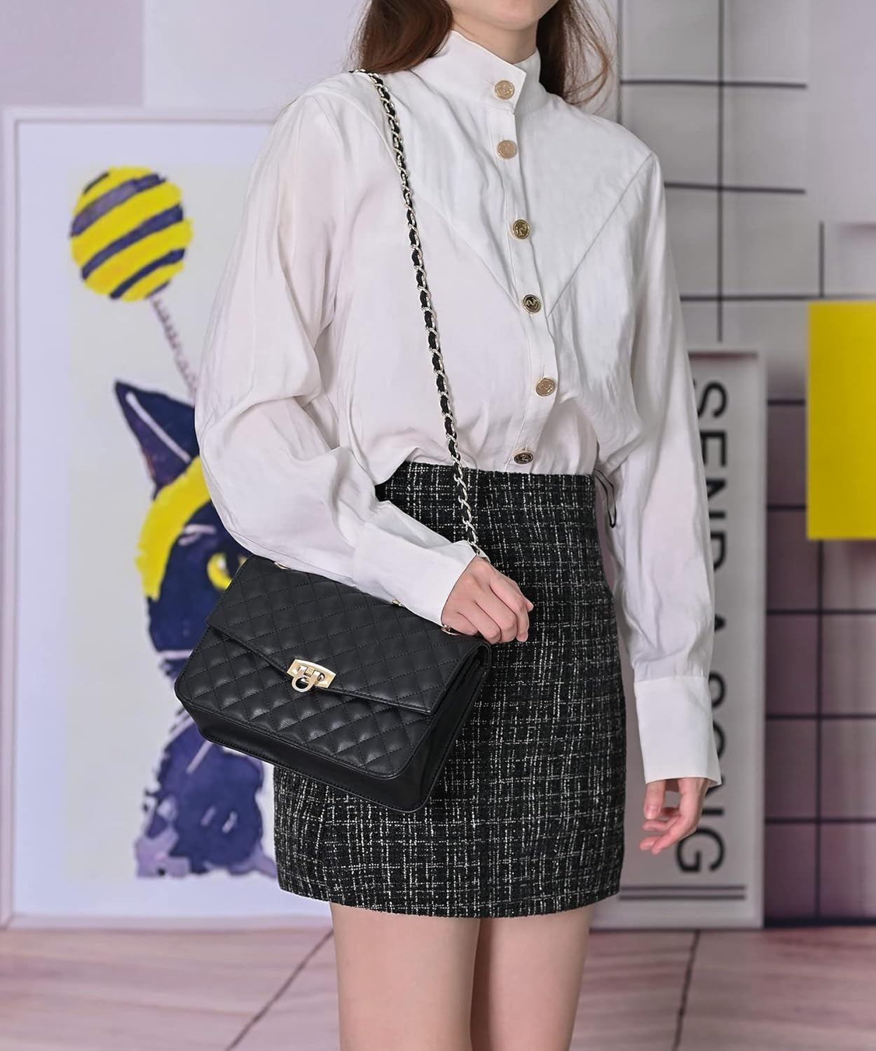 Quilted Shoulder Bag for Women, Medium Flap Crossbody Handbag with Chain Strap, Soft Vegan Leather Clutch Purse