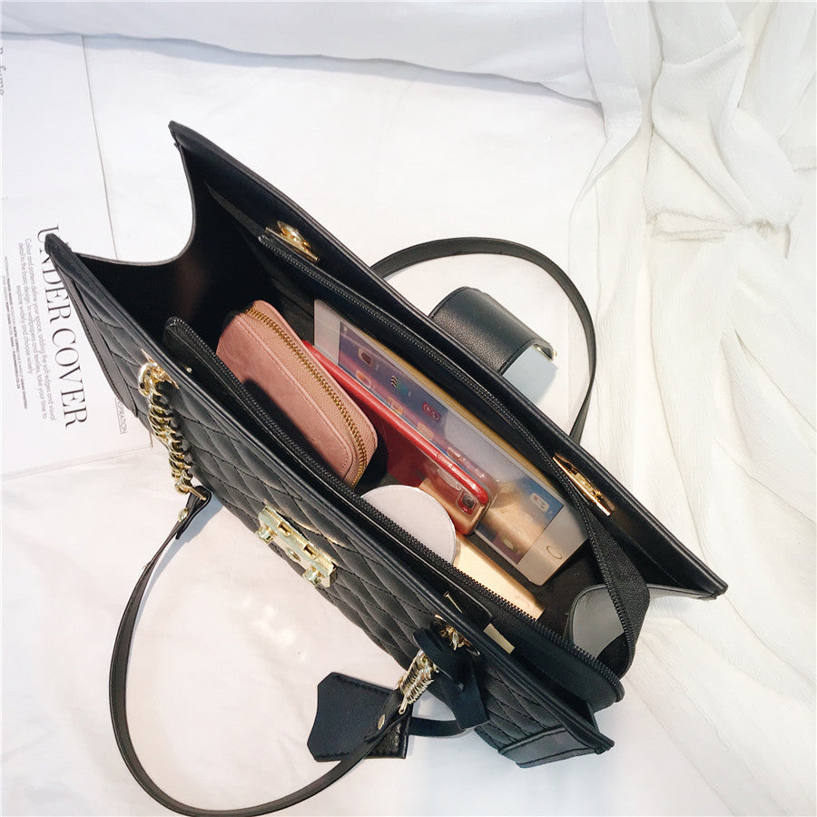 Large Capacity Pu Leather Chain Crossbody Bag High Quality