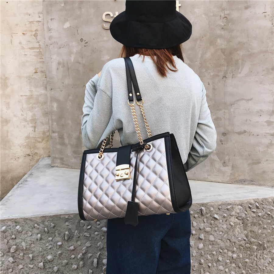 Large Capacity Pu Leather Chain Crossbody Bag High Quality