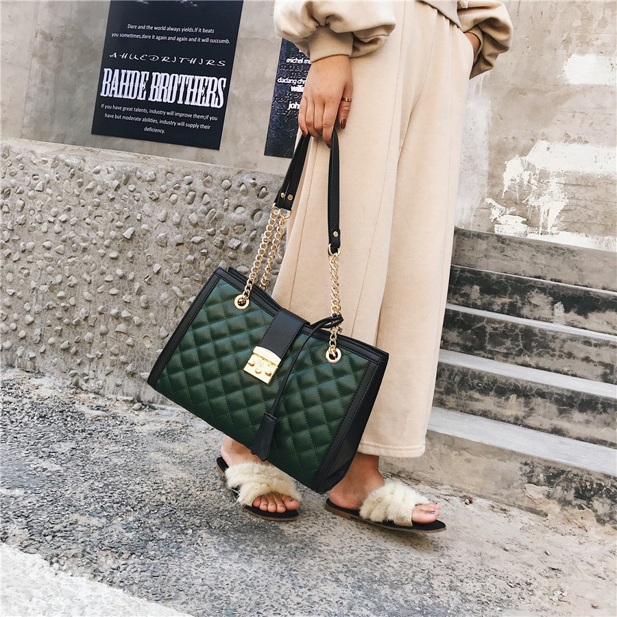 Large Capacity Pu Leather Chain Crossbody Bag High Quality