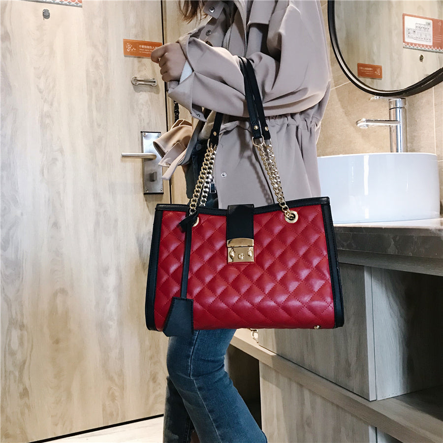 Large Capacity Pu Leather Chain Crossbody Bag High Quality