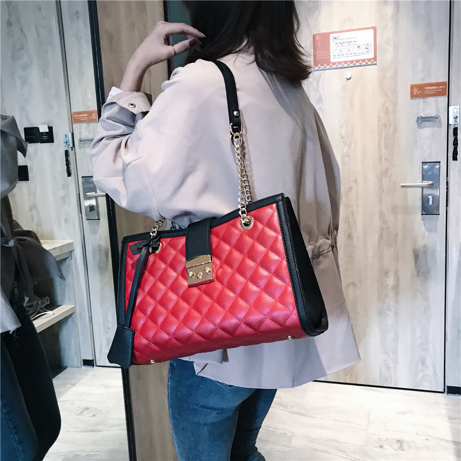 Large Capacity Pu Leather Chain Crossbody Bag High Quality